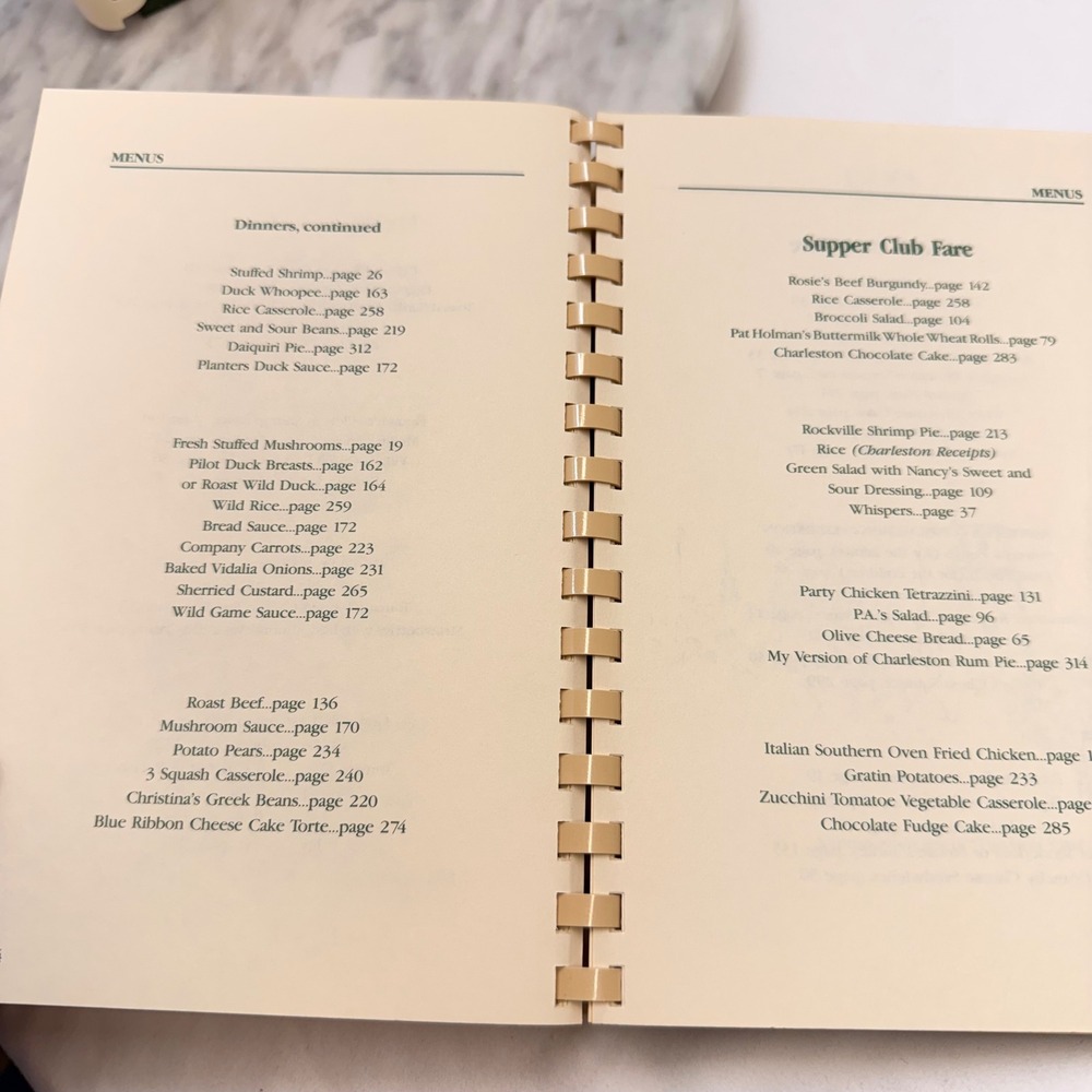 2 Vtg 80's Jr. League Cookbooks Charleston Receipts Repeats & Southern Elegance - Picture 7 of 11